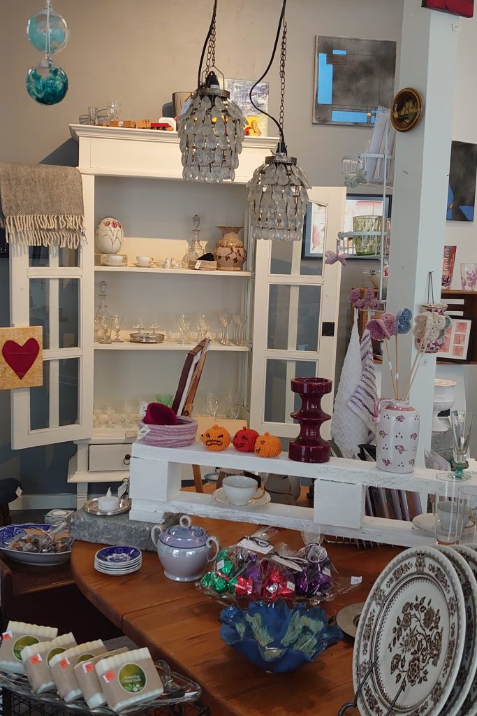 Stemningsbillede fra Kunst & Ting, oktober 2025