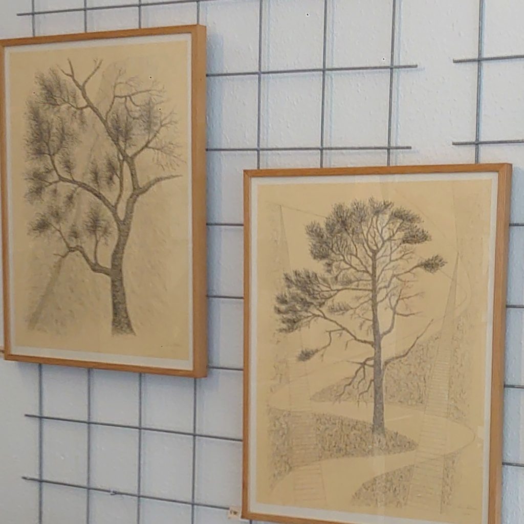Tegninger af Lene Elsner udstillet hos Kunst & Ting
